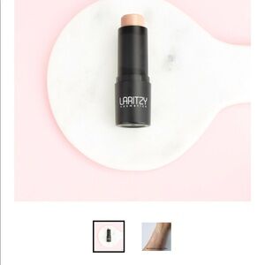 Laritzy cosmetics light stix illuminateur in Halo